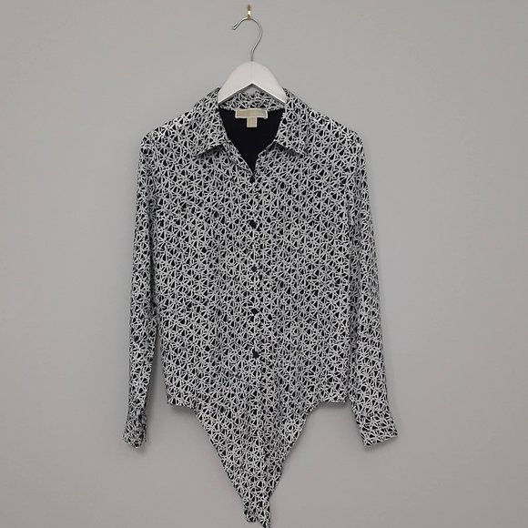 MICHAEL KORS | Front Tie Button Down Blouse - Picture 4 of 16